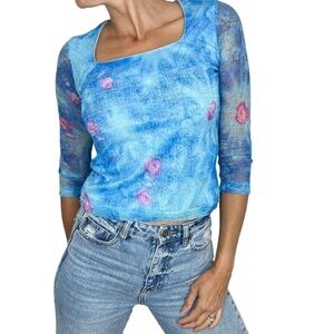 Vintage 90s blue floral mesh square neckline 3/4 sleeve top